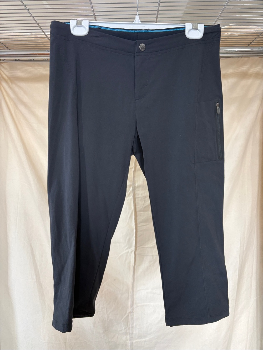 Columbia Black Women's Stretch Capris